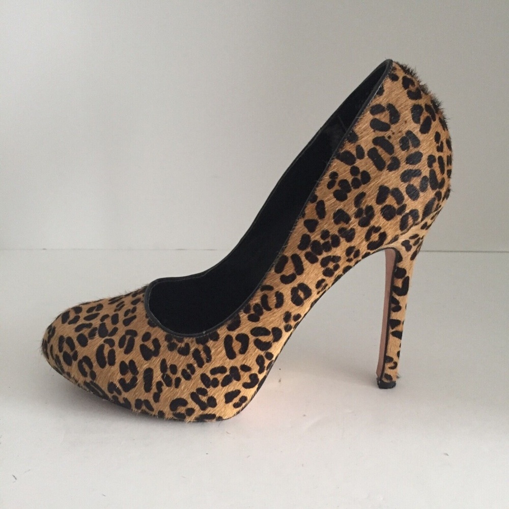 Dolce Vita Women's Calf Hair Pumps High Heels Shoes Leopard Cheetah Slip-On 8.5M